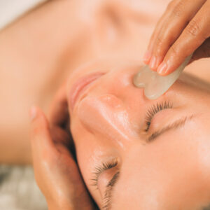 GUASHA FACIAL MASSAGE